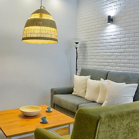 Apartsuite B&R Triana Arellano Seville Exterior photo