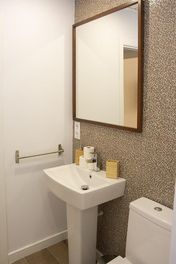 Apartsuite B&R Triana Arellano Seville Exterior photo